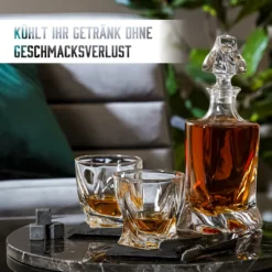 Whisiskey - Whisky Karaffe – Twisted Dekanter Set - Whiskey Karaffe Set - 1000ML - Geschenke Für Männer - Inkl. 8 Whisky Steine, Zange & 2 Whisky Gläser 9 Whisiskey - Whisky Karaffe – Twisted Dekanter Set - Whiskey Karaffe Set - 1000ML - Geschenke Für Männer - Inkl. 8 Whisky Steine, Zange & 2 Whisky Gläser -Küchenzubehör 19e7e6746709b3616406cddae49b194d