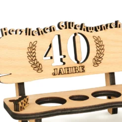 Brynnberg Schnapsbank Mit Jahreszahl Zum Geburtstag - Holz Lorbeerkranz Mit Zahl 40 Jahre Hochzeitstag Und Jahrestag Oder Geburtstag - Schnapsgläser Latte Mit 2 Gläsern -Küchenzubehör 2ffc98e4343af82d1391e68409cc374a