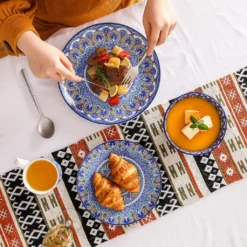 Vancasso Tafelservice Porzellan, Mandala 16 Teiliges Essgeschirr Kombiservice, Handbemaltes Geschirrset Für 4 Personen, Böhmischer Stil -Küchenzubehör 754df4060bca7c436160a9519c900fd1