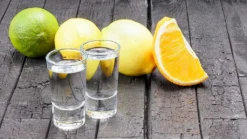 SCHLOSSEREI BAYERWALD Schnapsgläser Set 6 Stück Je 28 Ml - Shotgläser Wodka Schnaps Tequila Grappa - Transparent 7 Cm Höhe -Küchenzubehör 7dbeb904752908baedd0bccbe57b4e6b