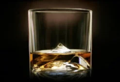 Everest Whisky Gläser, 4 Stück -Küchenzubehör 8c43bb175cc994383bf468793806e912