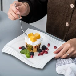 MALACASA, Serie Amparo, 36 Teilig Set Cremeweiß Porzellan Kaffeeservice Dessertteller Kaffeetasse Mit Untertasse -Küchenzubehör 903630c86ccc6041b3f1679abc9de4c7