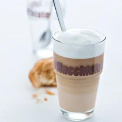Leonardo Latte Macchiatto Becher 'Solo LM' Mit Löffel, 400ml, Ø 8,5 X 14,7cm (4er Set) -Küchenzubehör d4d3aeea47f78f348f9f44fbb374658b
