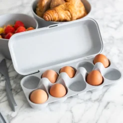 Koziol - Eggs To Go Eierkarton -Küchenzubehör d8bcdb5be4125eea6ad6965b089be574