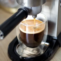 Wessper Doppelwandig Kaffeegläser Mit Henkel, 6 Stück X 350 Ml, Großes Hitzebeständiges Doppelwandglas, Thermogläser, Kaffeegläser Temperaturbeständig Mokkatassen, Teegläser, Latte Machiatto Gläser -Küchenzubehör d902126045a67deade7db3d62e8317c6