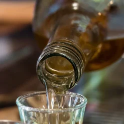 Relaxdays Schnapsbrett Holz Mit 6 Gläsern -Küchenzubehör eeb861ccdc5c118b305639f6f4e01ec6