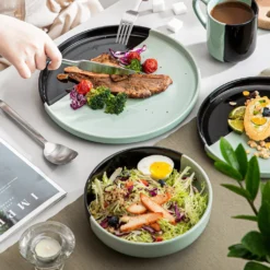 Vancasso Aria Tafelservice Für 8 Personen (32-teilig) Mit Tellern, Schalen Und Tassen, Schwarz Und Türkis -Küchenzubehör f309f2e86c90f29e70424c366faa52e1