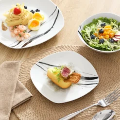 VEWEET Tafelservice 'Teresa' Aus Porzellan 20 Teilig, Geschirrset Beinhatlet Eierbecher, Kaffeetassen, Müslischalen, Dessertteller Und Flachteller, Geschirrservice Für 4 Personen -Küchenzubehör f5a46457574160a20bb64d151d445f91