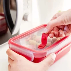 Emsa Mikrowellendose CLIP & MICRO 1,2 Liter Mit Einsätzen Transparent / Rot -Küchenzubehör f61d3f573968822455e5c4fefd9030d9